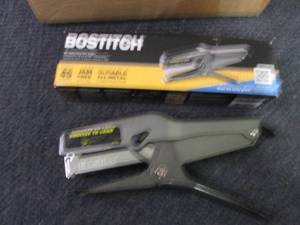 lot 62 image: 2- Bostitch B8 Heavy Duty Stapling ...
