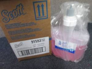lot 65 image: 3-2pks Kimberly Clark 91592 Foam Sk...