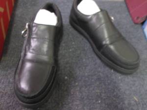 lot 108 image: 10 pr Size 9 Billy Laceless Mens O...