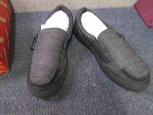 lot 109 image: Size 11 Mens Billy The O.G. Shoes...