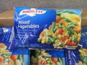 lot 268 image: DD 12- 16 oz FROZEN Birds Eye Mixe...