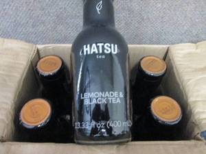 lot 319 image: 6- 400 ml Hatsu Lemonade & Black Te...