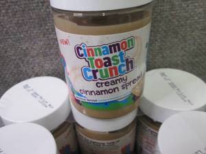 lot 321 image: 6- 10 oz Cinnamon Toast Crunch Crea...