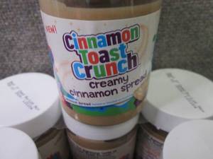 lot 324 image: 6- 10 oz Cinnamon Toast Crunch Crea...