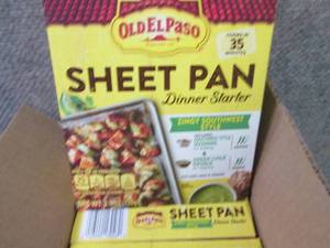 lot 340 image: 10-3.9 oz Old El Paso Sheet Pan Din...