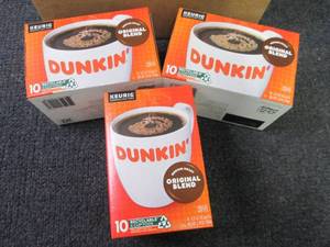 lot 343 image: 3- 10 ct Dunkin Original Blend Kcu...