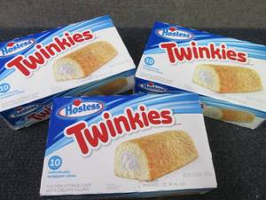 lot 390 image: 3- 12.7 oz 10 ct Hostess Twinkies...