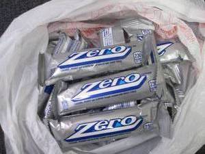 lot 401 image: 12- 1.85 oz Zero Bars...