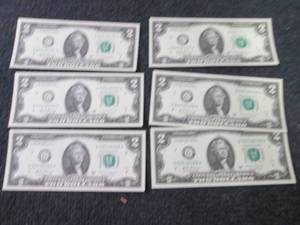 lot 430 image: 6 Sequential, Uncirculated $2 Bills...