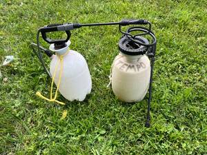 lot 75 image: Sprayer