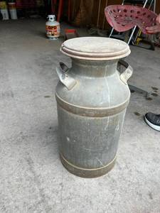 lot 95 image: Cass Clay Fargo ND Cream Can
