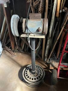 lot 112 image: Grinder