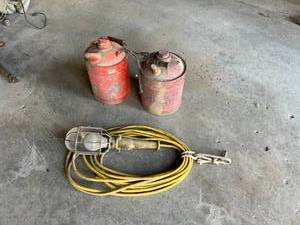 lot 126 image: Gas Cans & Shop Light