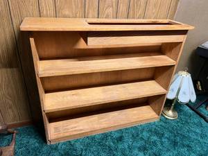 lot 3 image: Bookcase 12 x 45 x 38 Tall
