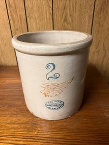 lot 140 image: 2 Gallon Red Wing Crock