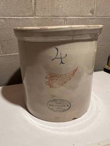 lot 142 image: 4 Gallon Red Wing Crock