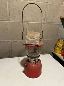 lot 143 image: Coleman Lantern Model 200A