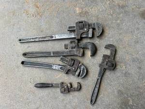 lot 186 image: Pipe Wrenches