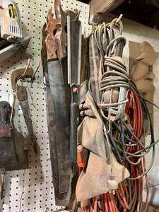 lot 225 image: Hand Saws
