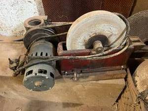 lot 233 image: 10 Wet Grinder