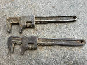 lot 272 image: Pipe Wrenches