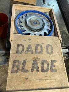lot 287 image: Dado Blade