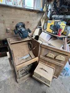 lot 305 image: Bosch Planer In Stand with Lots of High Priced Extras
