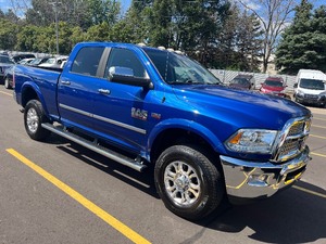 2015 Ram 2500 Laramie Crew Cab 6.4L