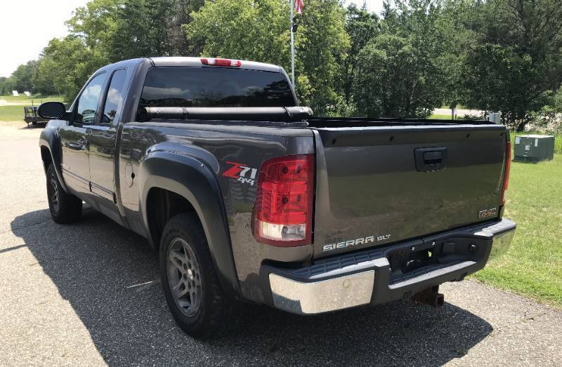 lot 2 image: 2008 GMC Sierra 1500 SLT 4x4