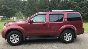 2005 Nissan Pathfinder LE 4x4
