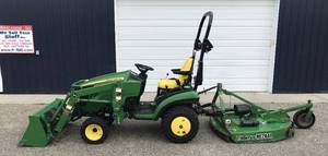 2015 John Deere 1025 R 3 Cyl Diesel w Loader