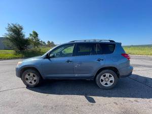 2010 Toyota RAV4 - 4X4