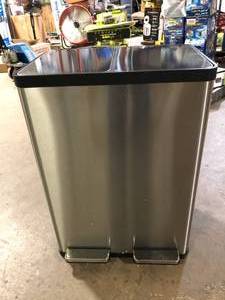 16 Gallon Rectangular Hands-Free Dual Compartment Recycling Kitchen Step Trash Can with Soft-Close Lid, Stainless Steel  Customer Returns See Pictures