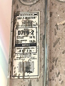 lot 149 image: Werner 16 Foot Extension Ladder D716-2