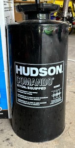lot 164 image: Hudson Comando Galvanized Steel Sprayer