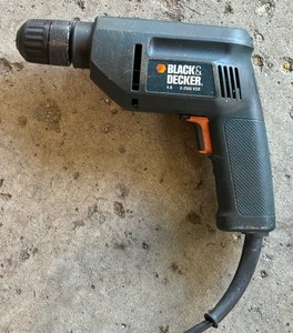 lot 168 image: Sears Craftsman Sabre Saw and Black & Decker