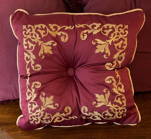 lot 183 image: Three Accent Pillows