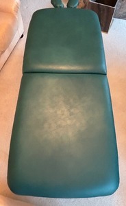 lot 186 image: Living Earth Crafts Massage Table