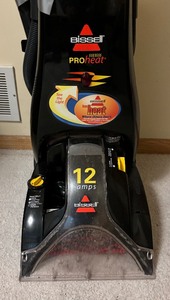 lot 190 image: Bissell 7901-Z Carpet Cleaner