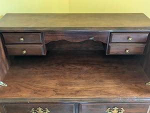 lot 38 image: Queen Anne Style Writing Desk and Stool
