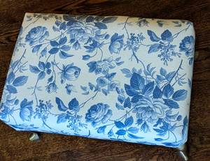lot 42 image: Blue and White Floral Footstool