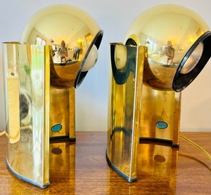 lot 199 image: Two Vintage Mid Century Kenroy Desk Lamps