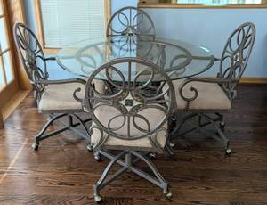 lot 12 image: Elegant Glass Topped Dining Table Set