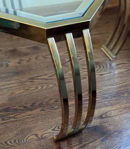 lot 16 image: Large Glass Topped Brass Side Table