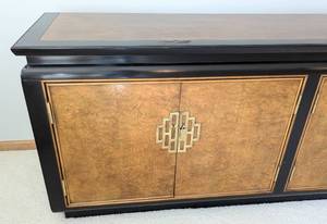 lot 23 image: Vintage Century Chin Hua Asian Sideboard