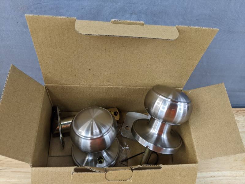 lot 88B image: (4) New Door Knobs S