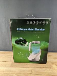 lot 25 image: Hydrogen Water Pitcher B