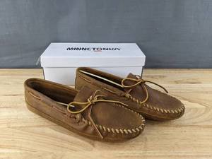lot 126F image: Minnetonka Moccasin Shoes Mens Size 11.5 Brown Ruff N