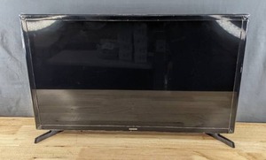 lot 67 image: Samsung 32 LED-Backlit LCD TV UN32J4000AF N