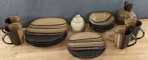 lot 128 image: 15 Piece Hometrends Dishware Set, Vintage Ceramic Squirrel on Walnut Dish, and Frankoma Beehive Honey Jar C
